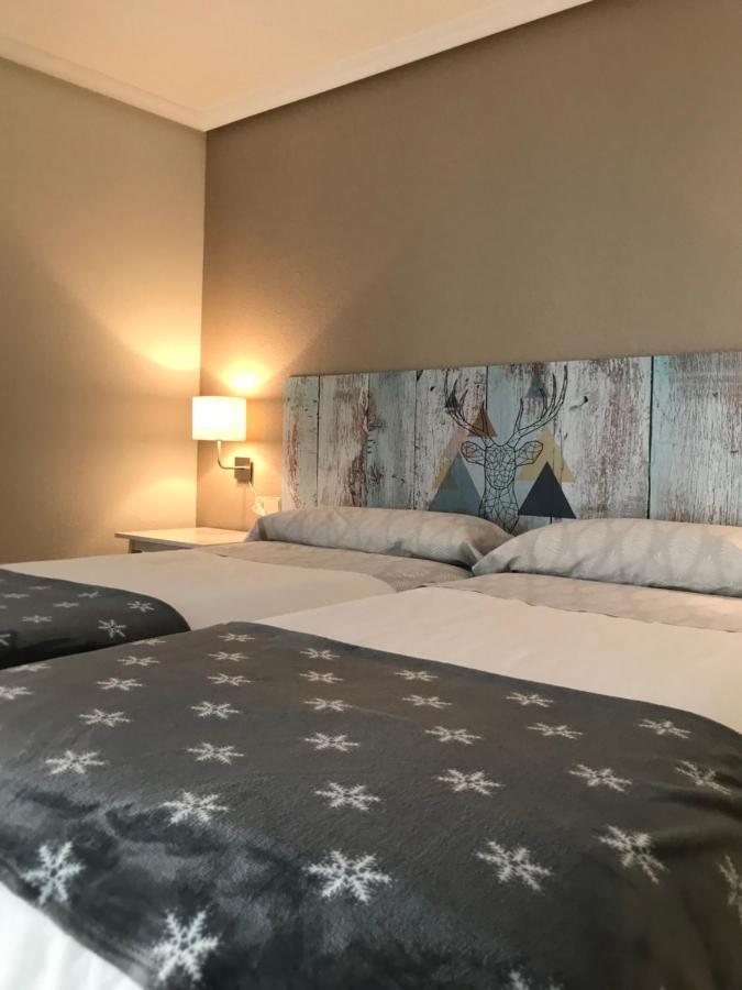 Apartamento Estiviellas, Pirineo Jaca Ngoại thất bức ảnh